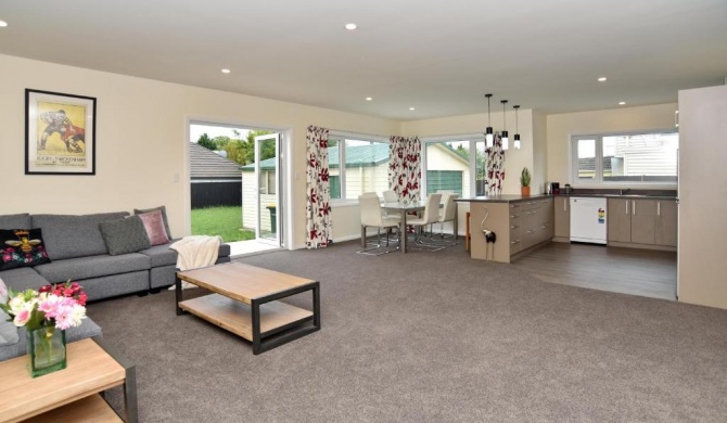 Weston Villa - Christchurch Holiday Homes