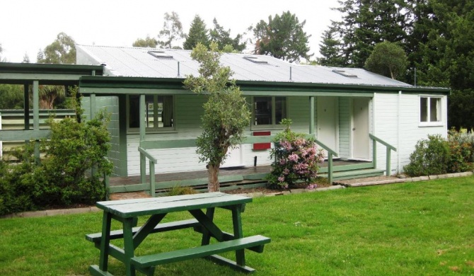 Alpine Holiday Apartments & Campground