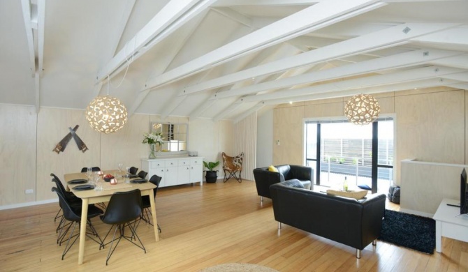 The Loft - Hastings Holiday Home With Wifi