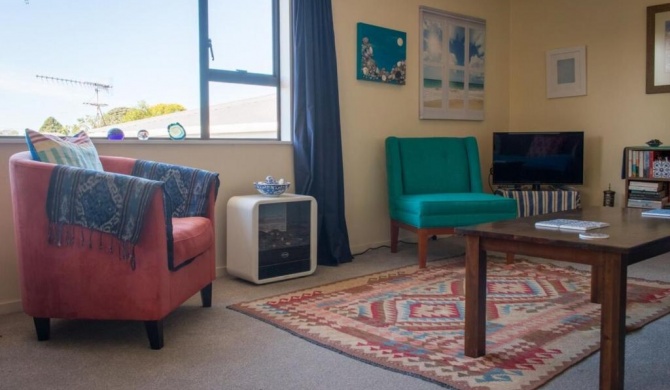 Travellers Retreat 1 Bedroom in Central Auckland