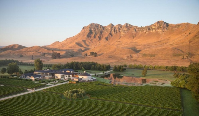 Craggy Range Luxury Vineyard Retreat