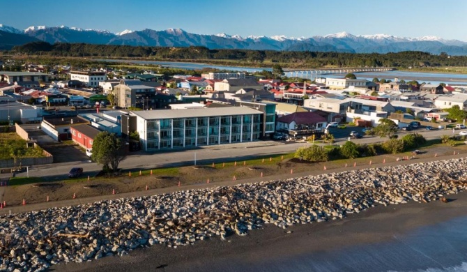 Beachfront Hotel Hokitika