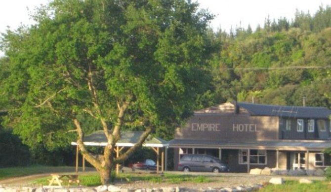 Kaniere Hotel