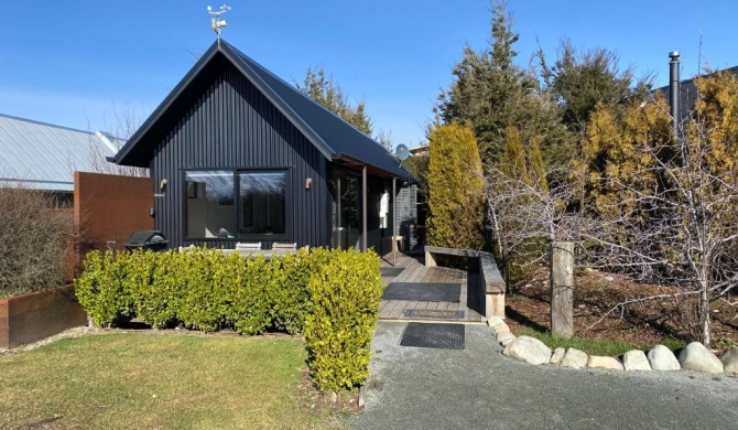 Black Beech House with Stunning Outdoor Bath