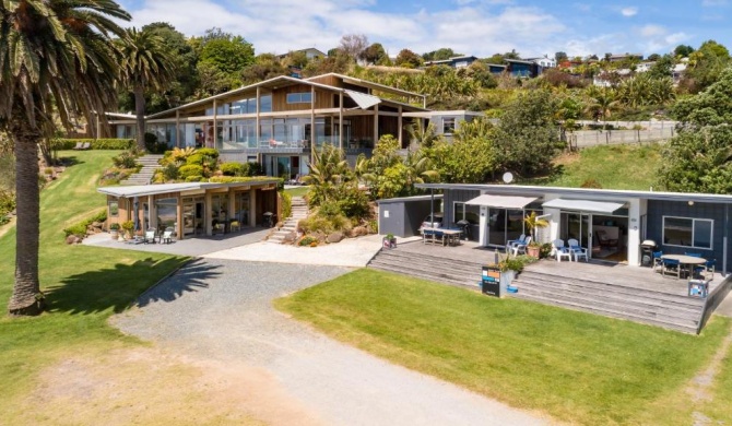 Golden Sand Beachfront Accommodation