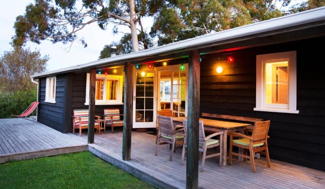 The Apple Pickers' Cottages at Matahua