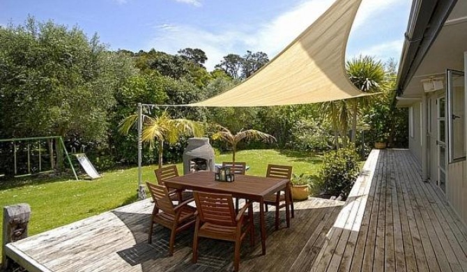 Hibiscus - Matapouri Holiday Home