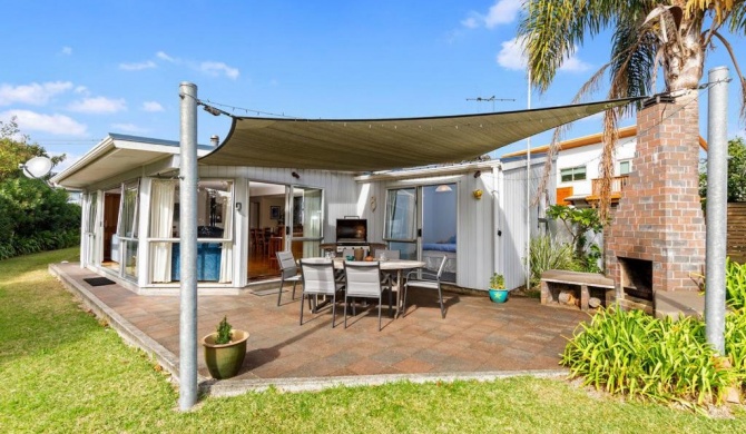 Matapouri Beach Family Haven - Matapouri Holiday Home