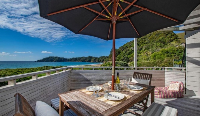 Spectacular Woolleys Bay - Matapouri Holiday Home