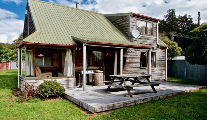 Oiti - Ohakune Holiday Home