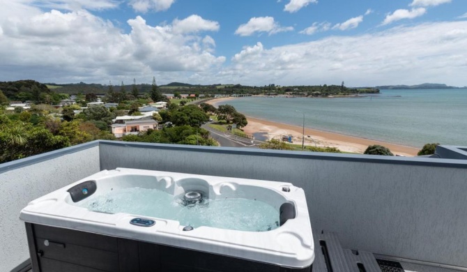 Heavenly View - Waterfront Paihia Apartment