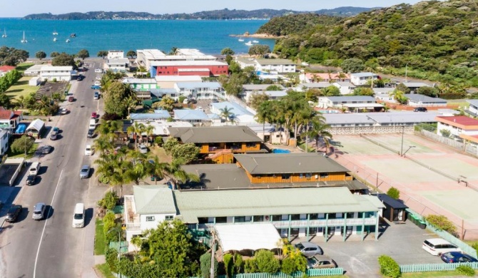 Bay of Islands Lodge