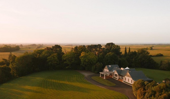 Hiwinui Country Estate