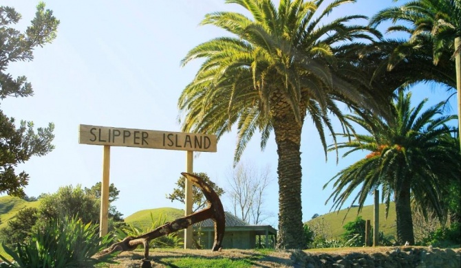 Slipper Island Resort