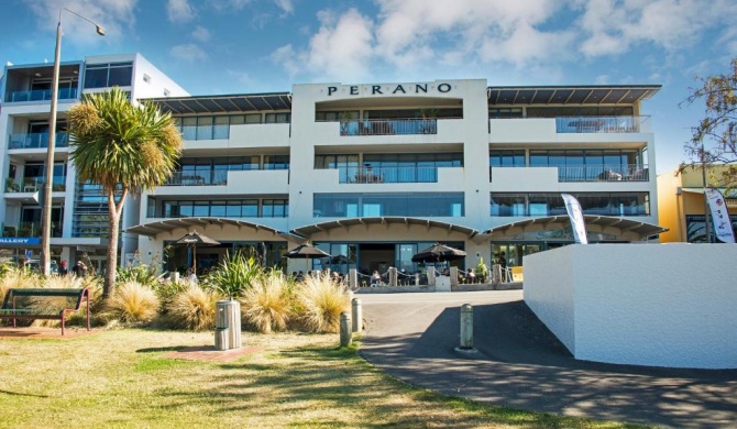 Perano on the Quay