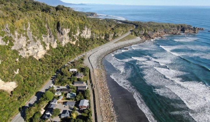 Punakaiki Beachfront Motels