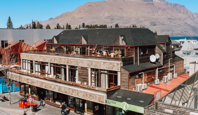 Adventure Queenstown Hostel