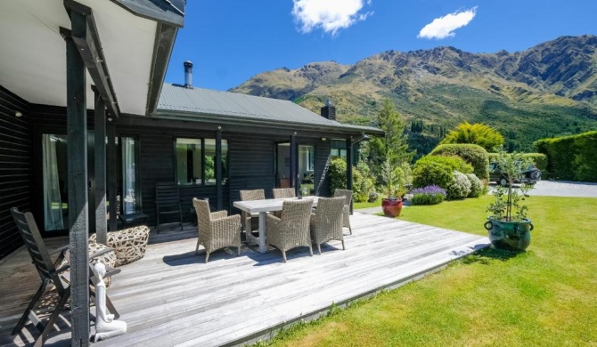 Arthurs Point Mount Views - Queenstown Holiday Home