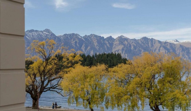 Lake Esplanade Villa - 5 min walk to central Queenstown