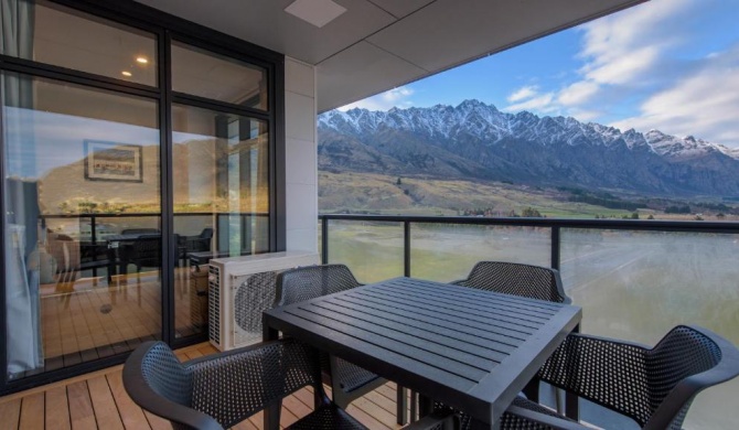 Remarkables Garden 406 - Top Corner Unit - Super Convenient