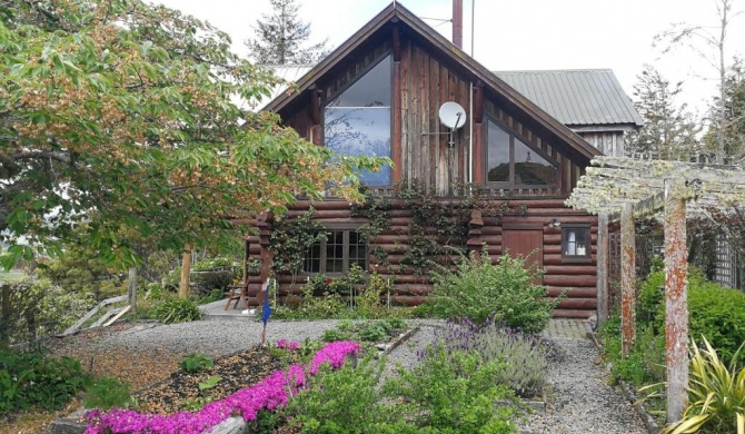 Ruapehu Log Lodge