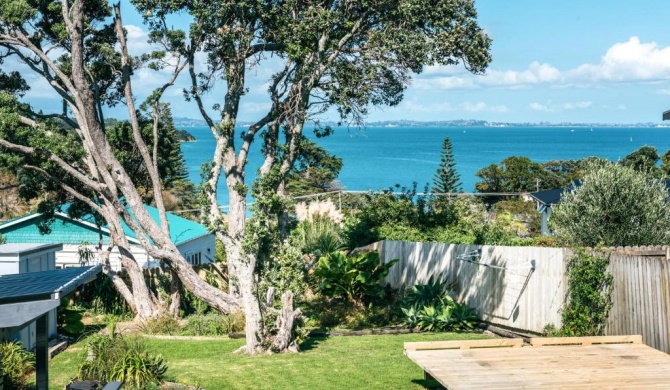 Pohutukawa Cottage, Waiheke Island