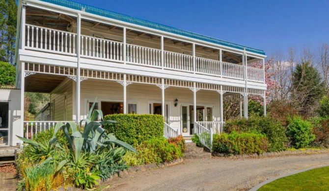 Marama Lodge - Whitianga Holiday Home