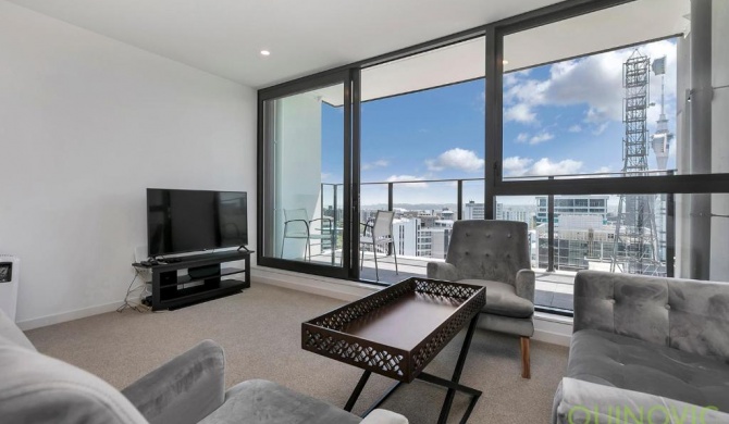 QV Chic Apartment with Amazing Views (888)