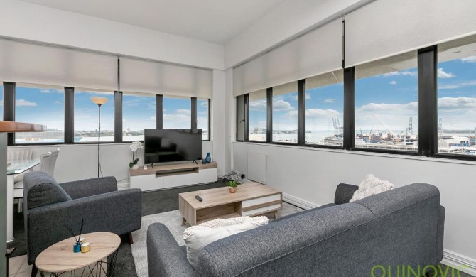 QV Water View Britomart Apartment with WIFI -557