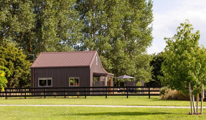 Angus Road Barn